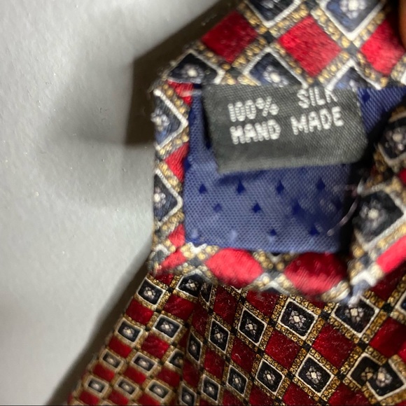 Pierre Cardin Square-Print Tie Wine/Navy - Picture 3 of 3